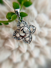 Malai necklace