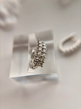 Elisa hoops