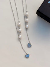 Amora necklace