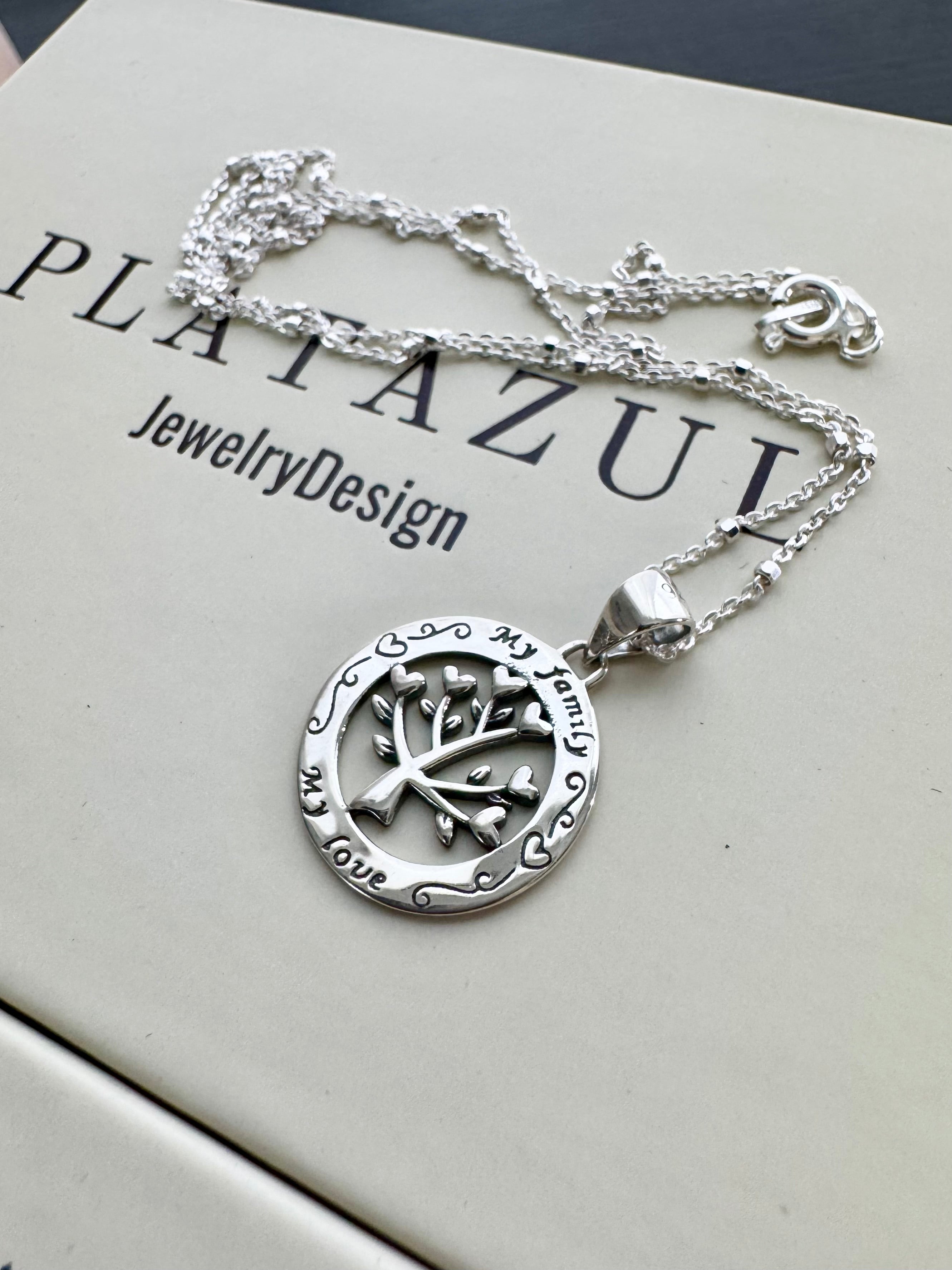 Renata necklace