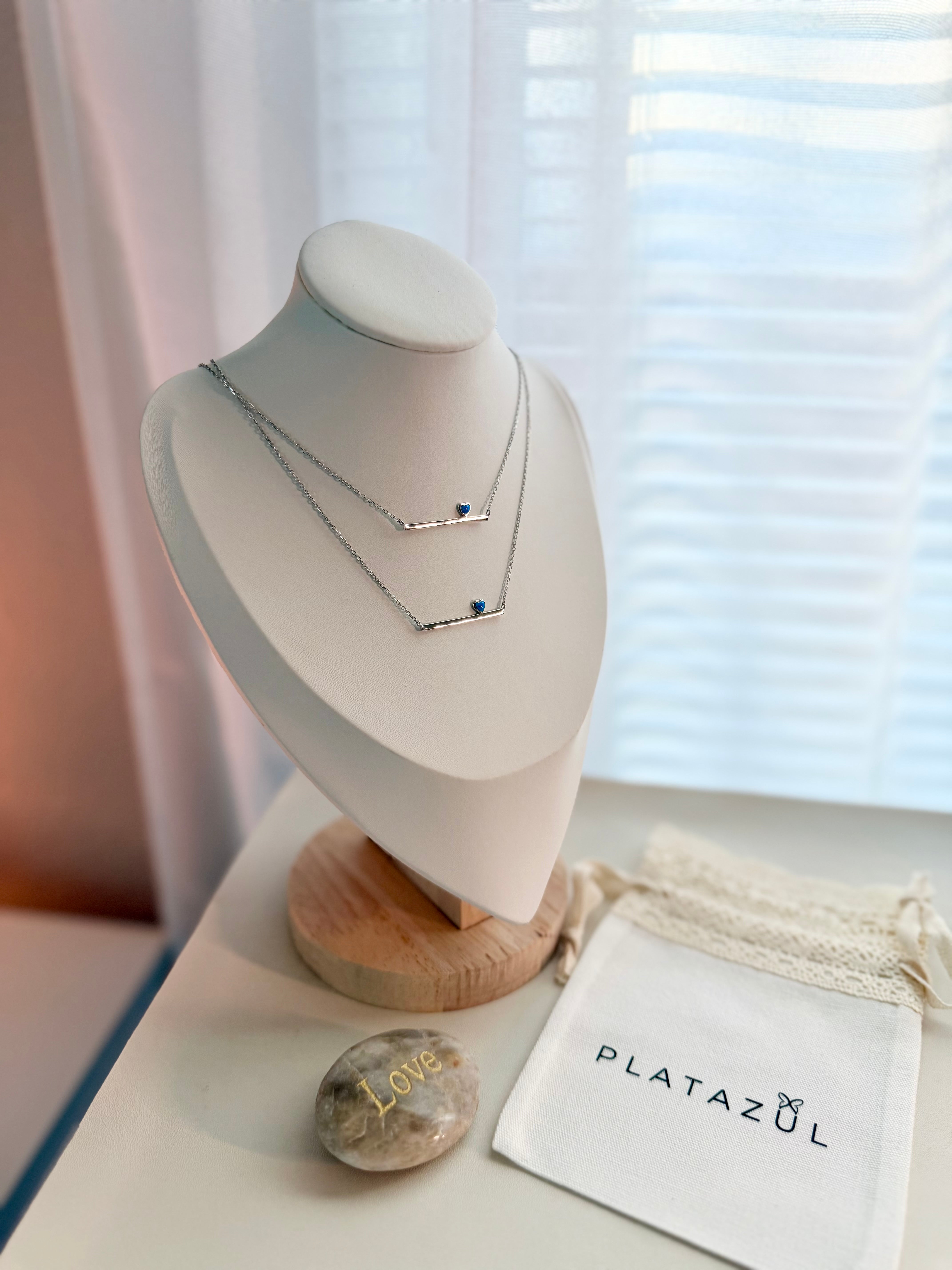 Iris necklace