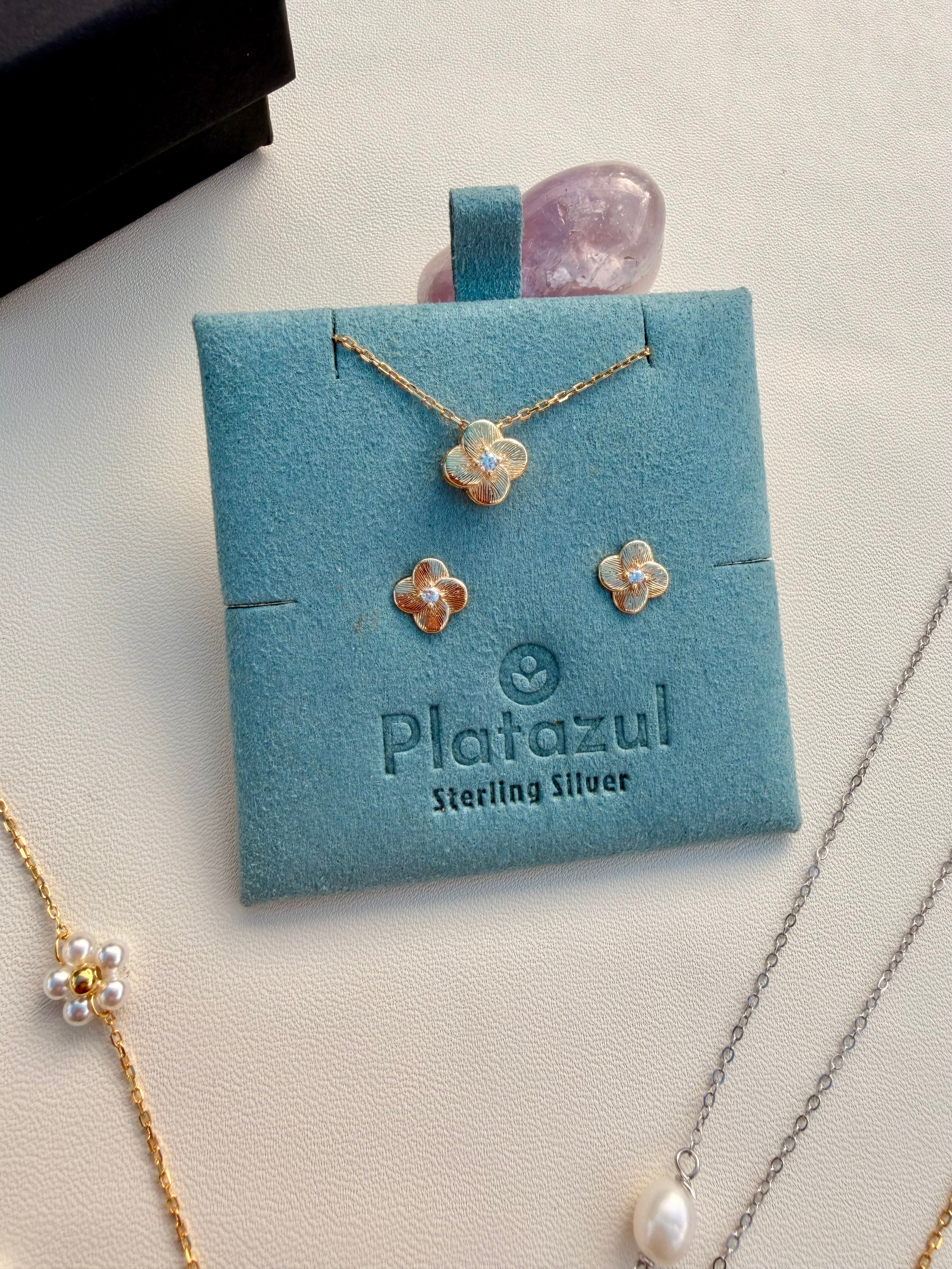 Flora necklace set