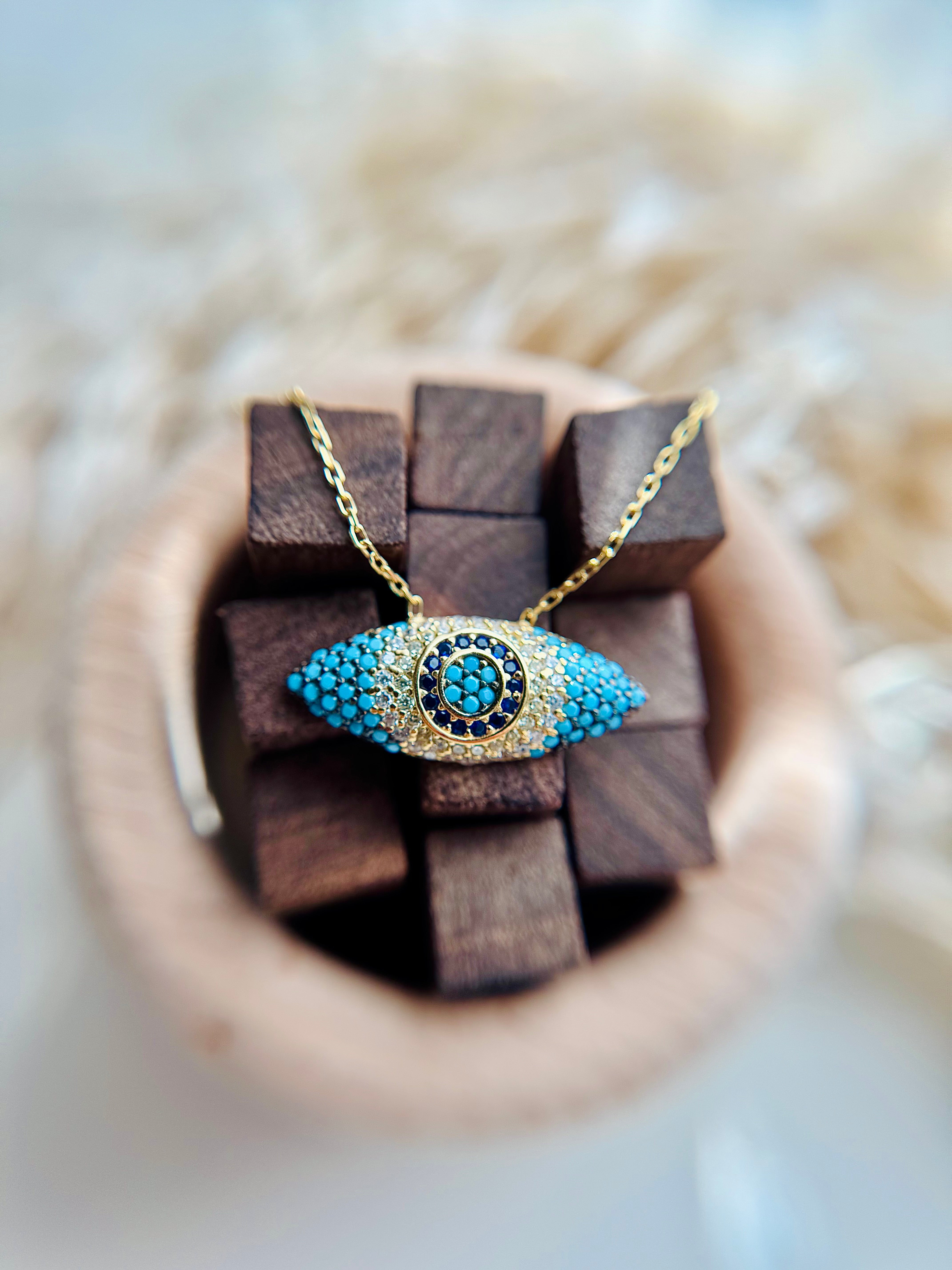 Aura necklace