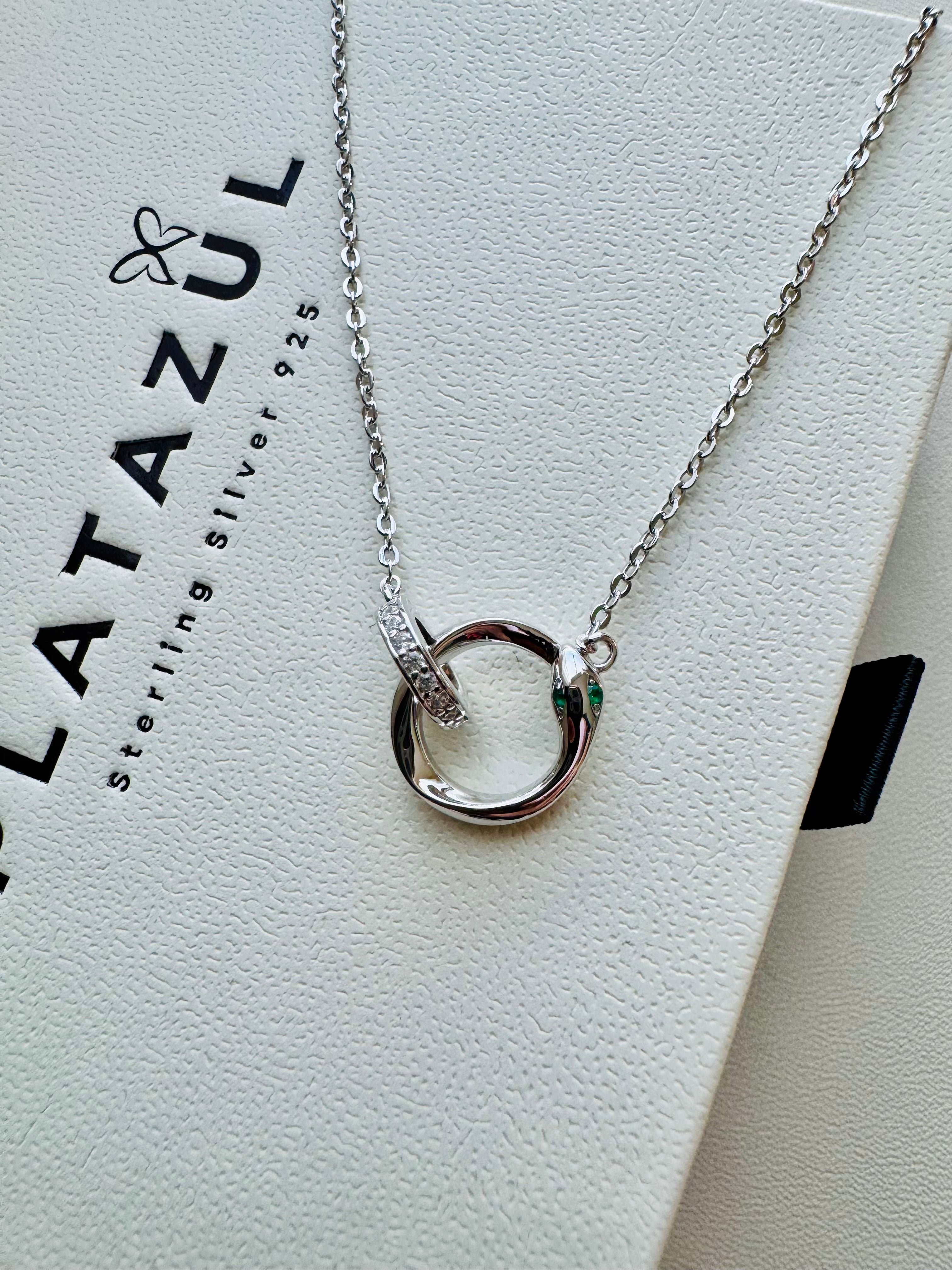 Dina necklace