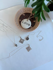 Malai necklace