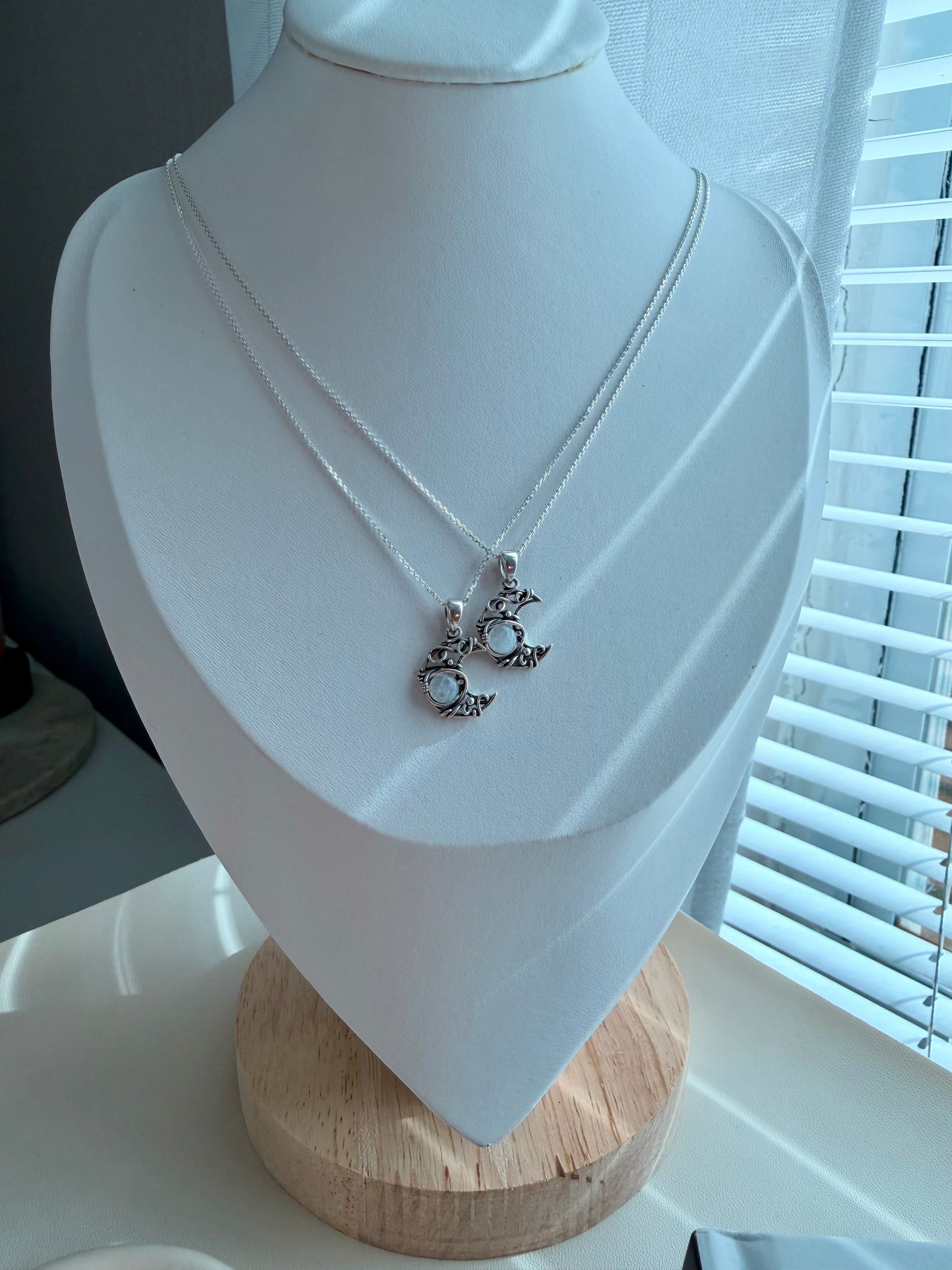 Luna necklace