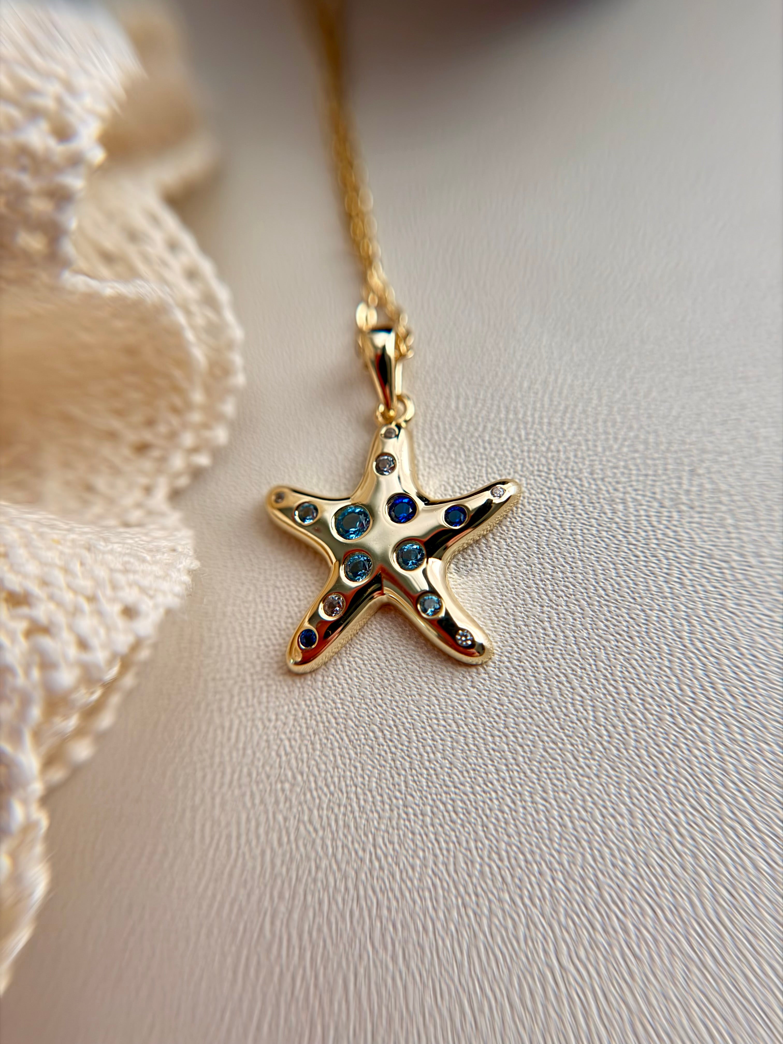 Coralia necklace