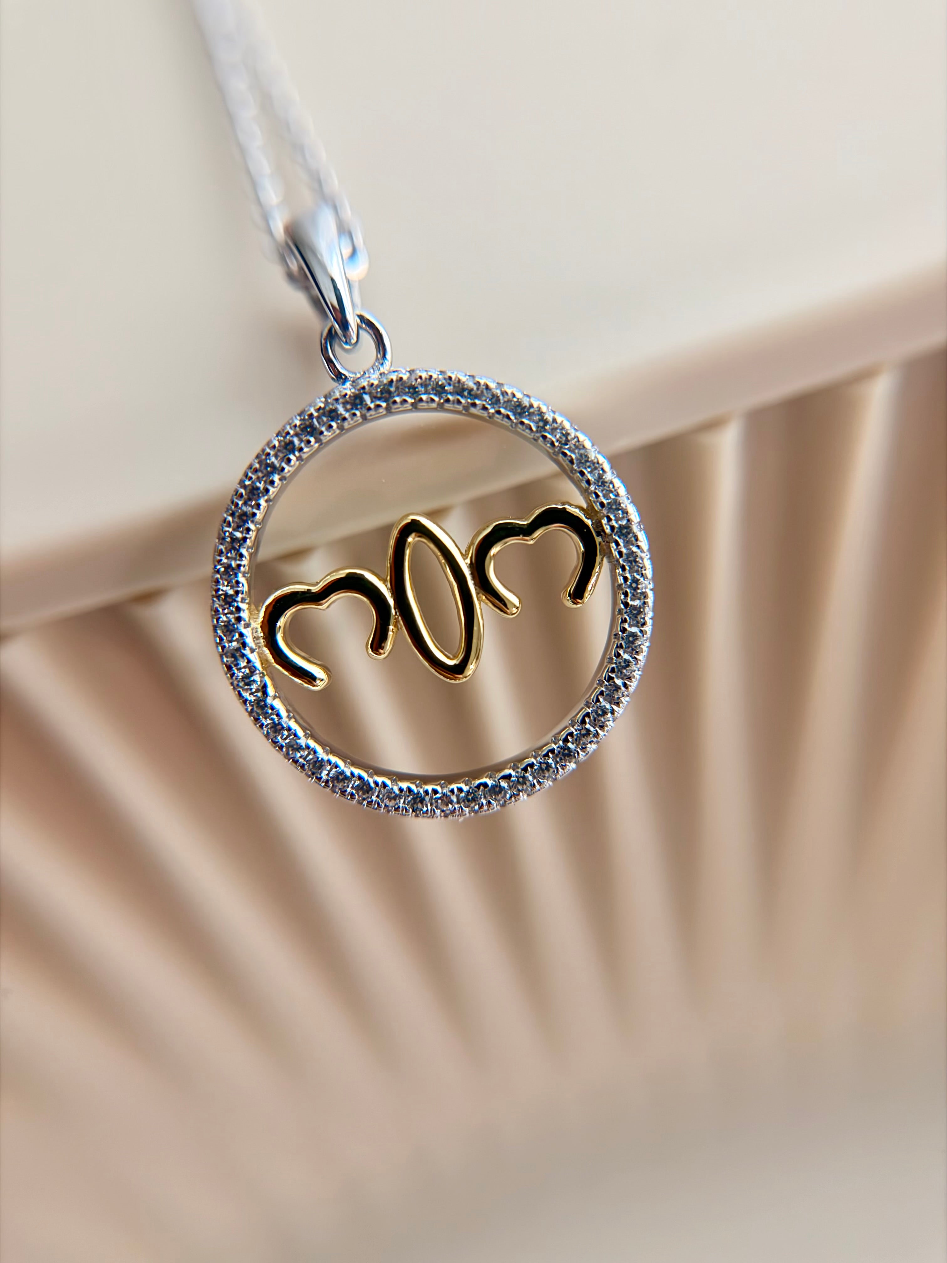 Amor necklace