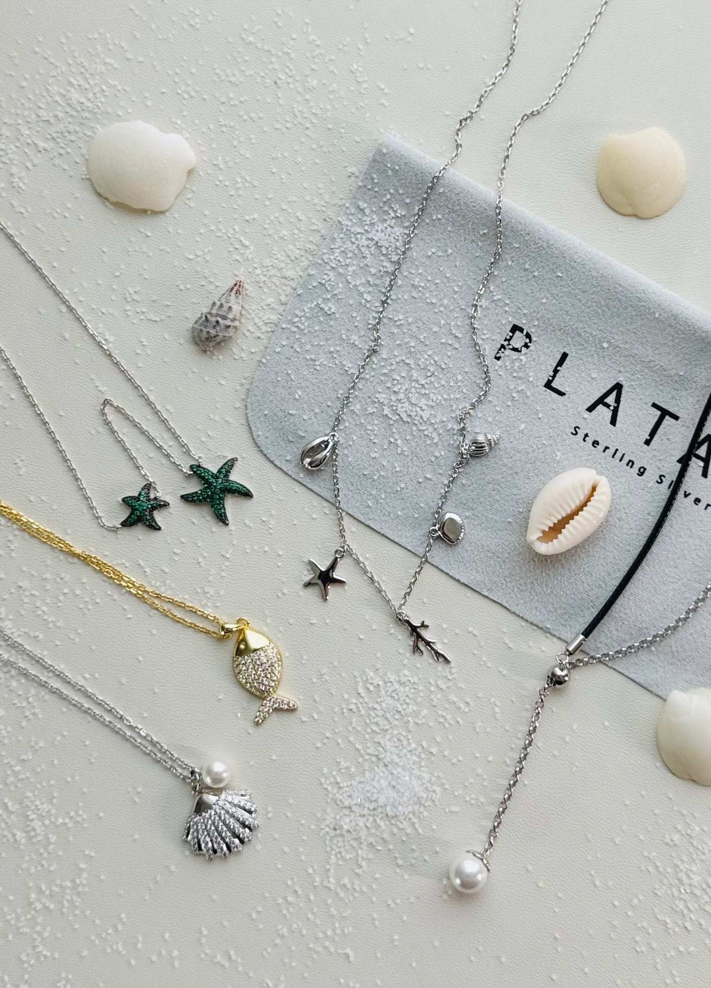 Isla necklace