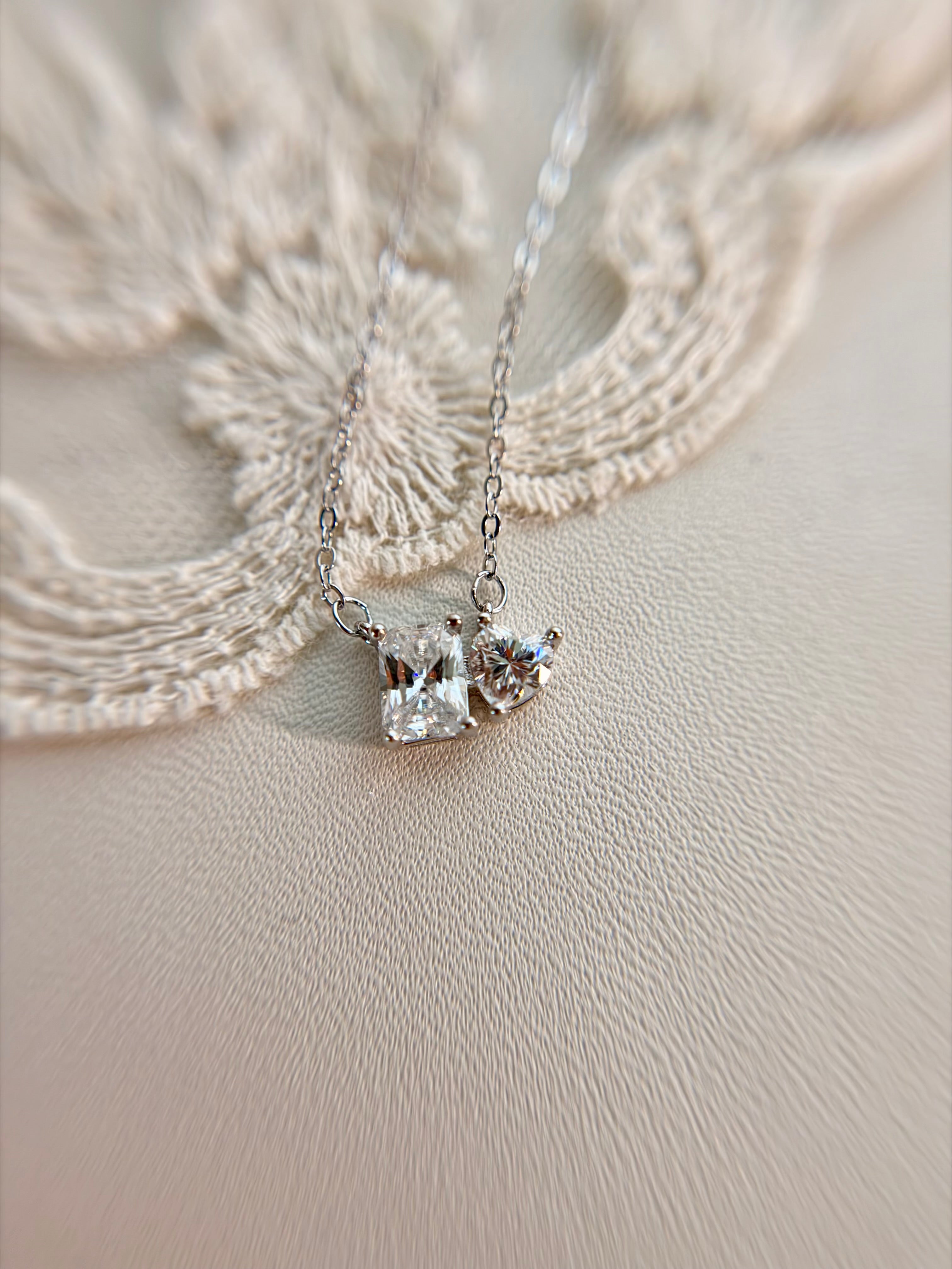 Elena necklace