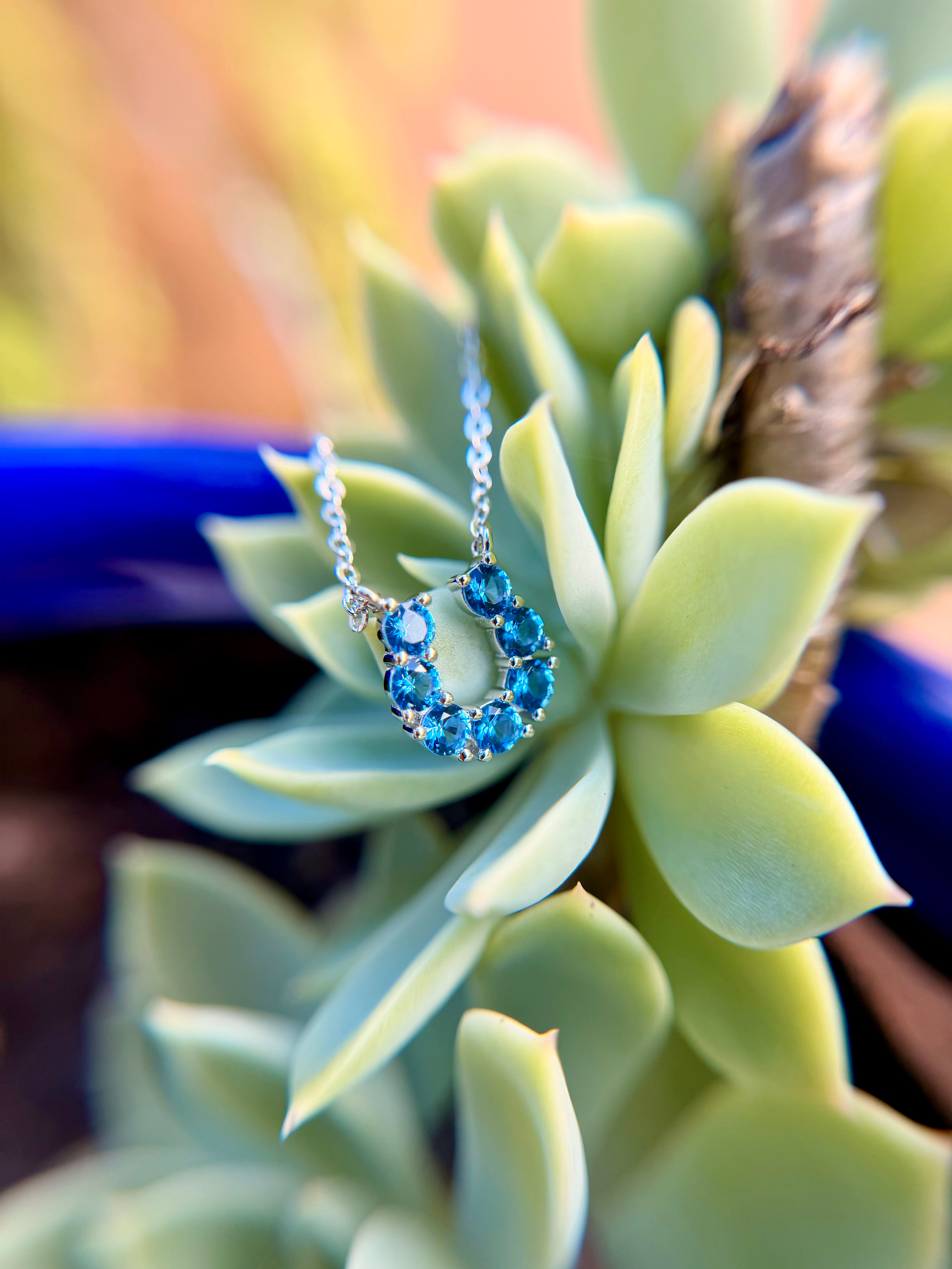 Lis Blue Horseshoe Necklace
