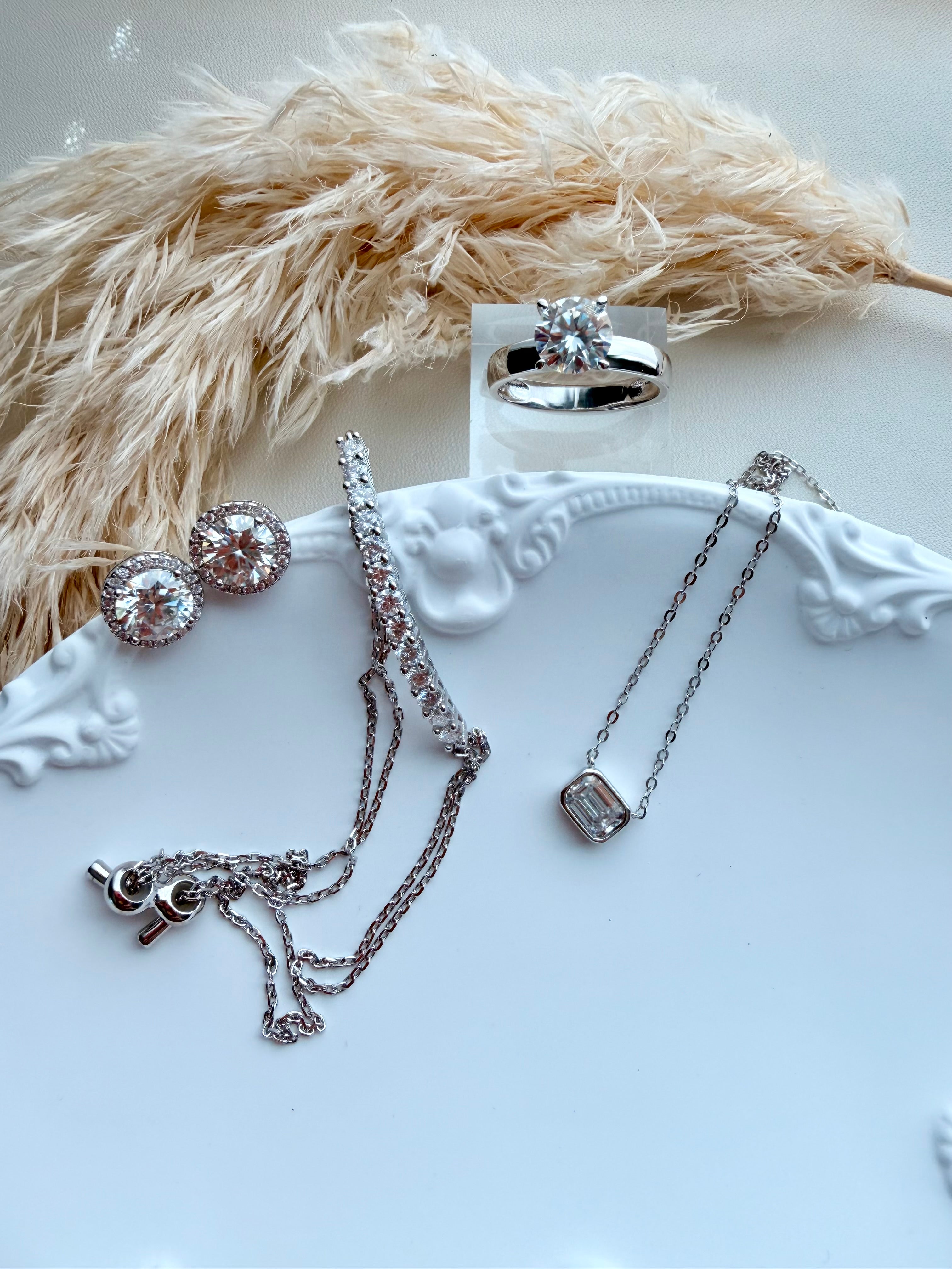 Amara earrings