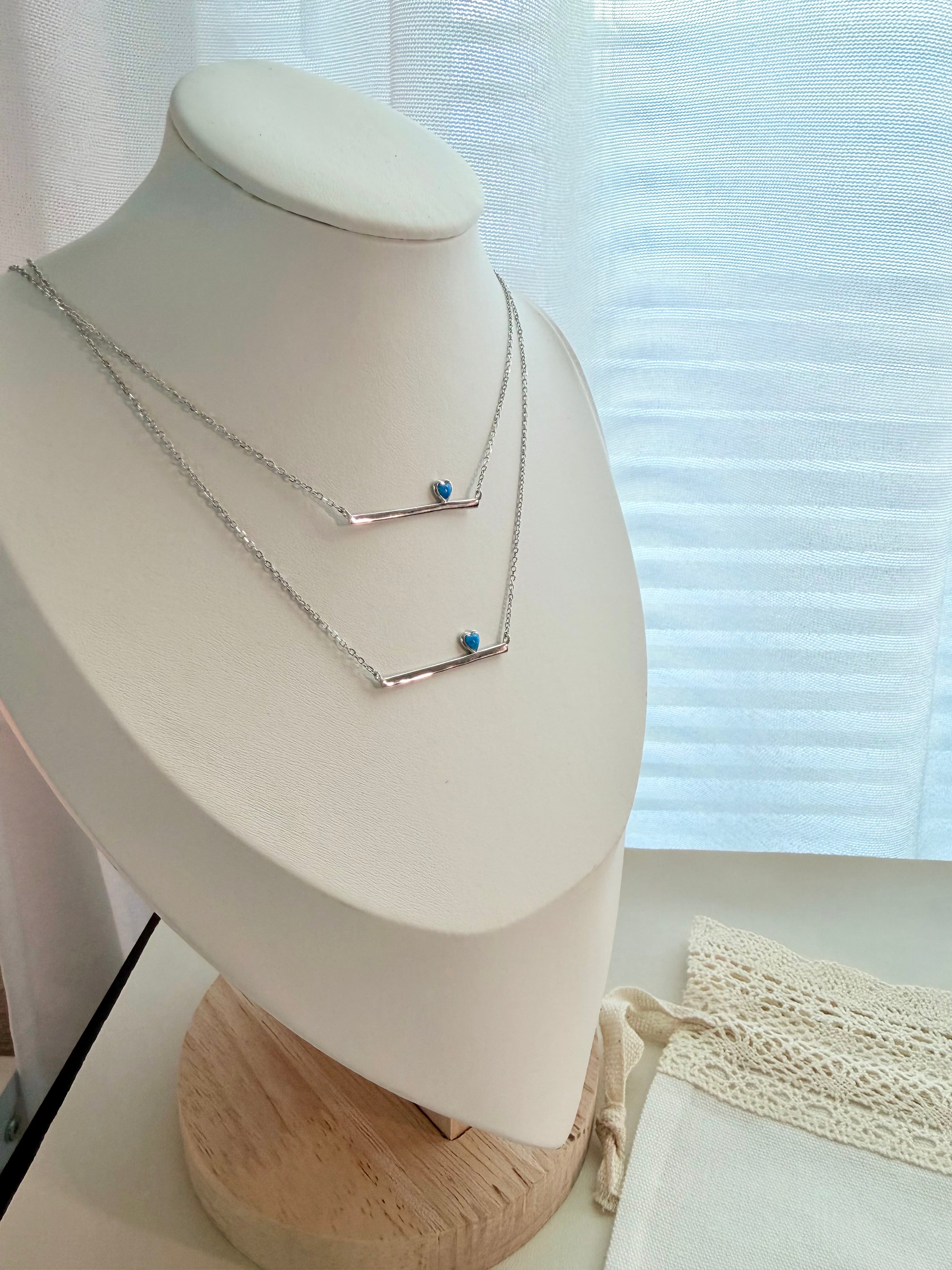 Iris necklace