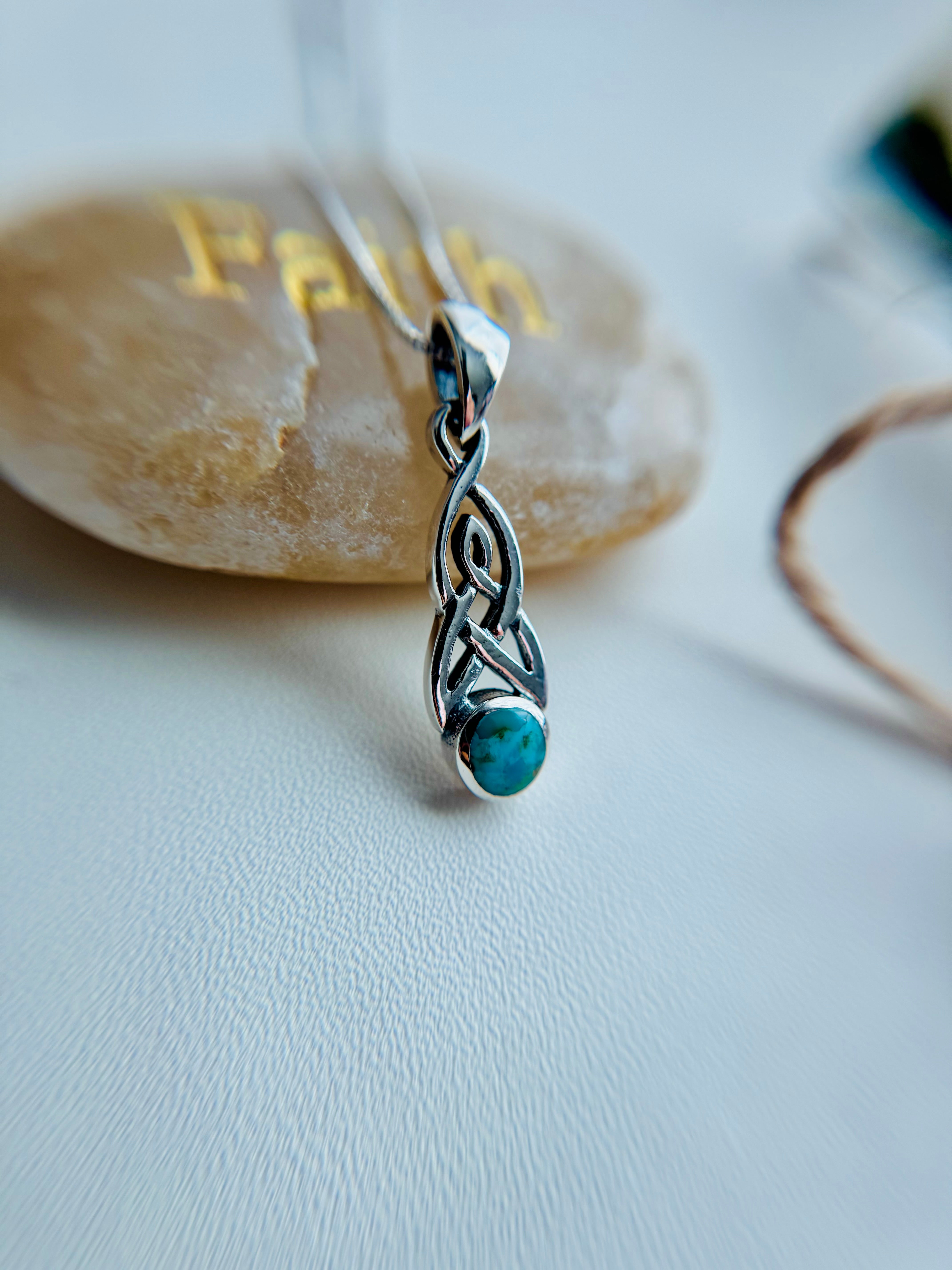 Layla necklace