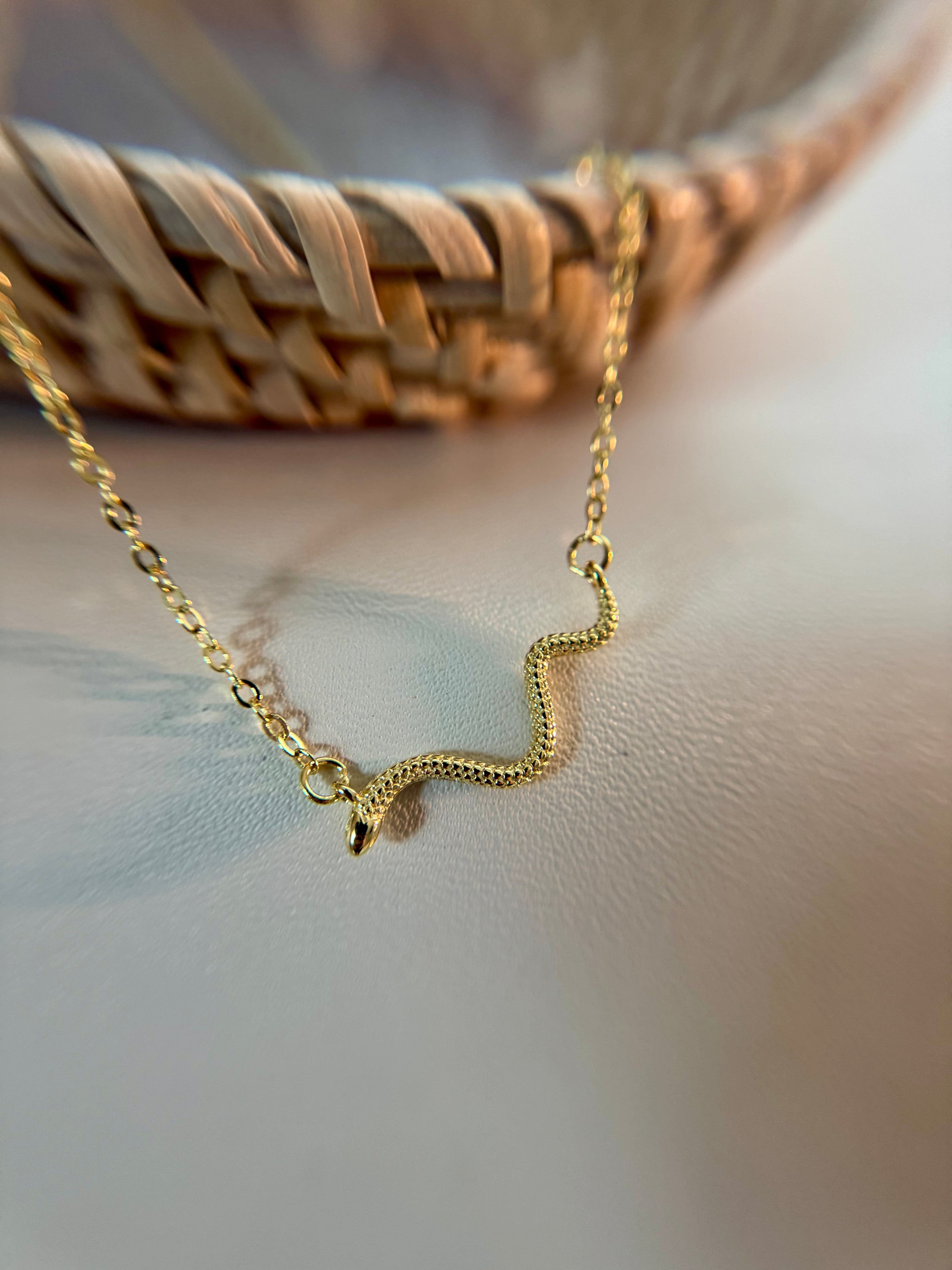 Renata necklace