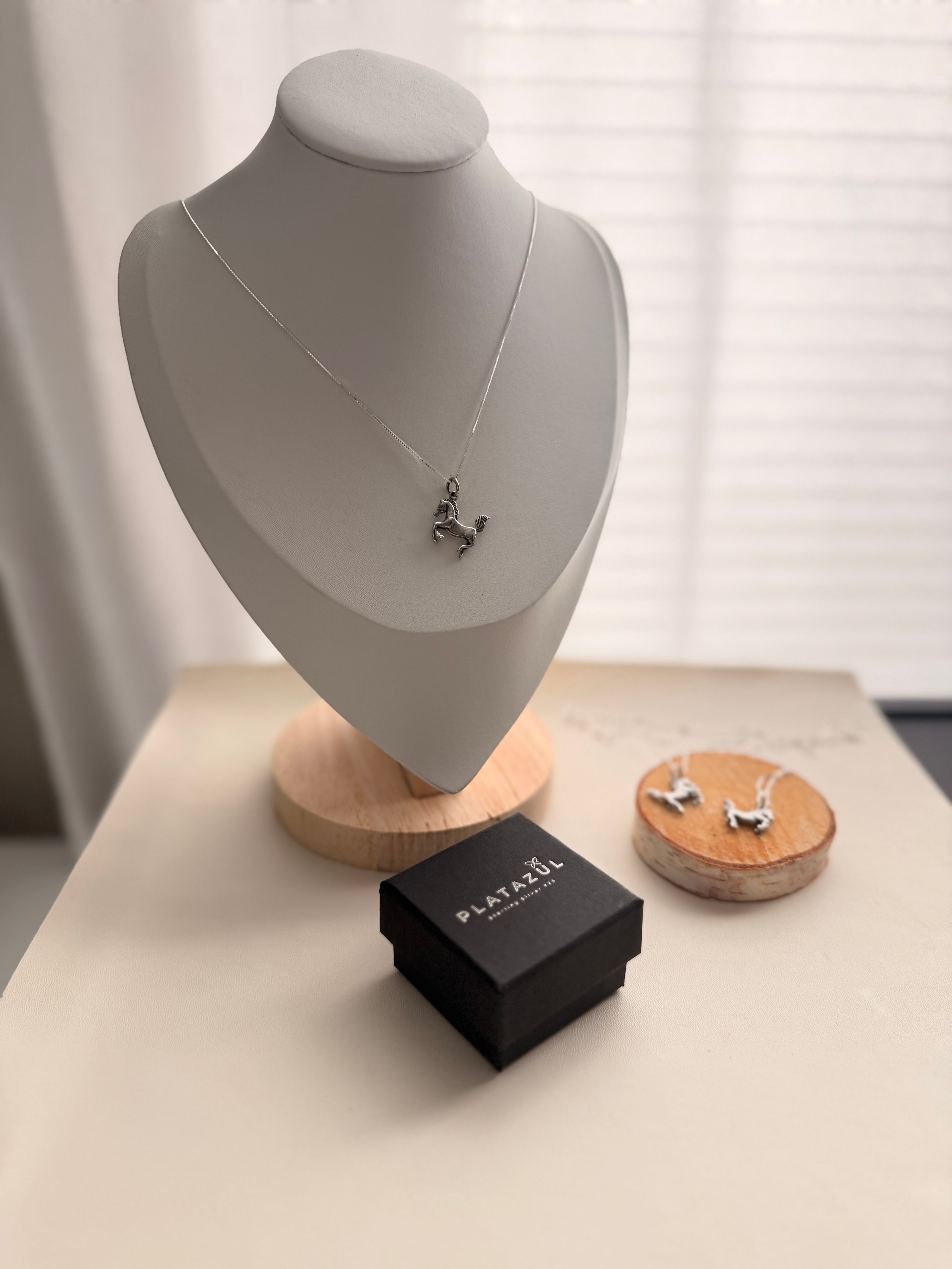 3D Horse necklace