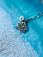 Isla necklace