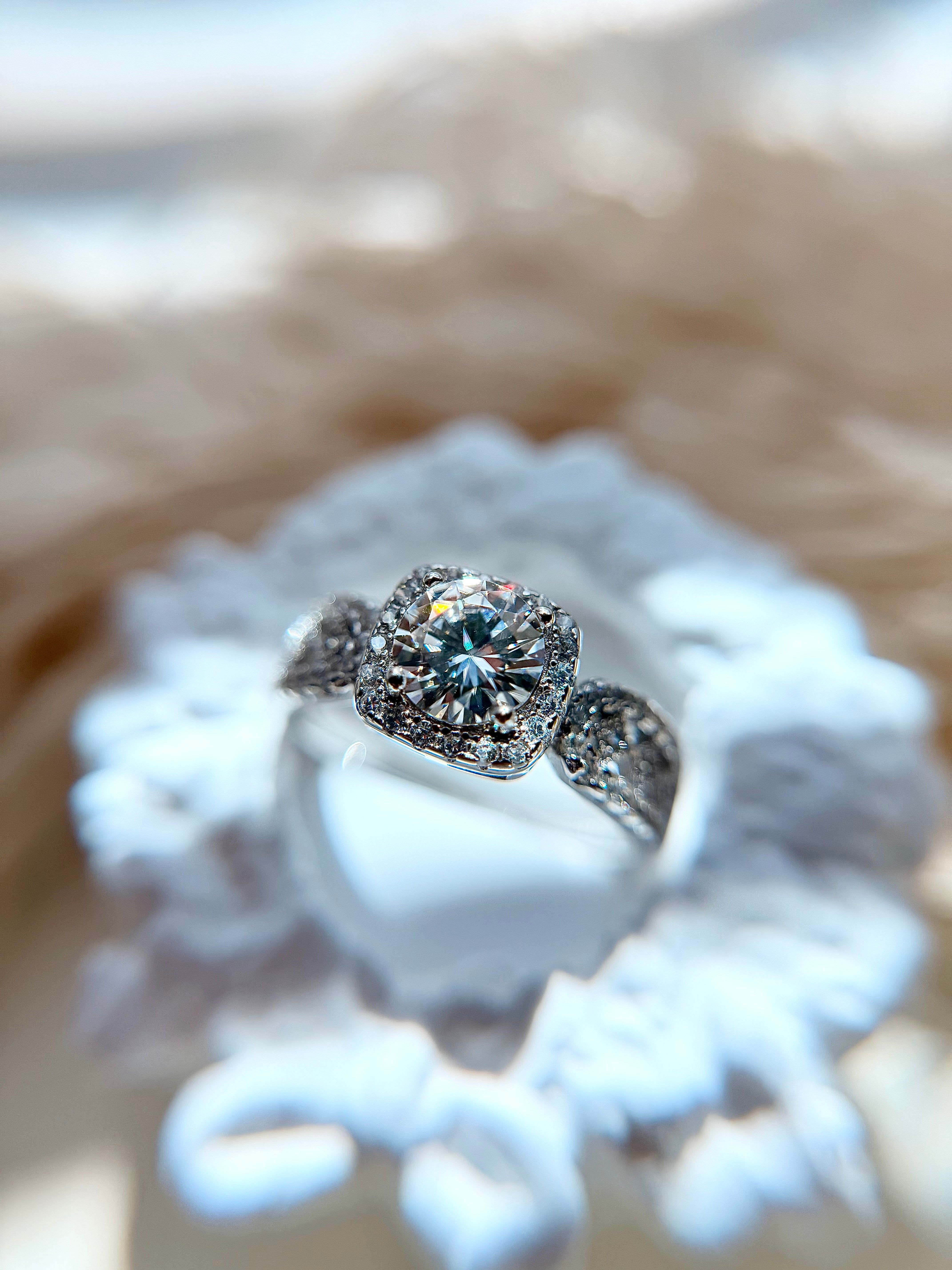 Alessia ring