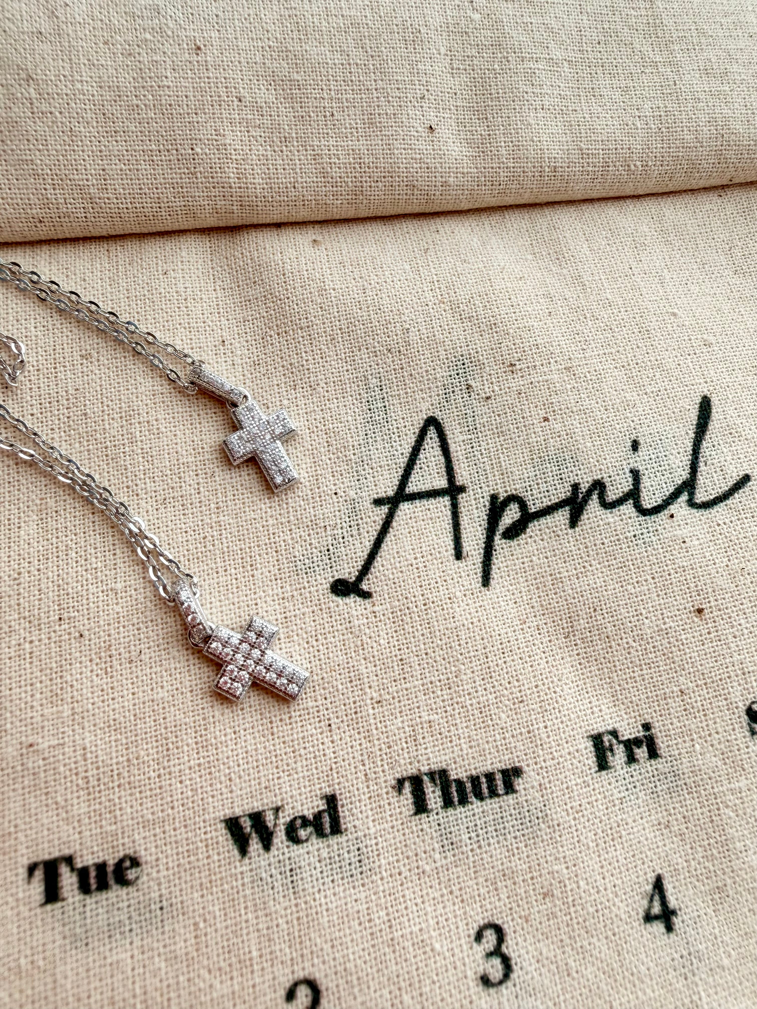 Ariel necklace