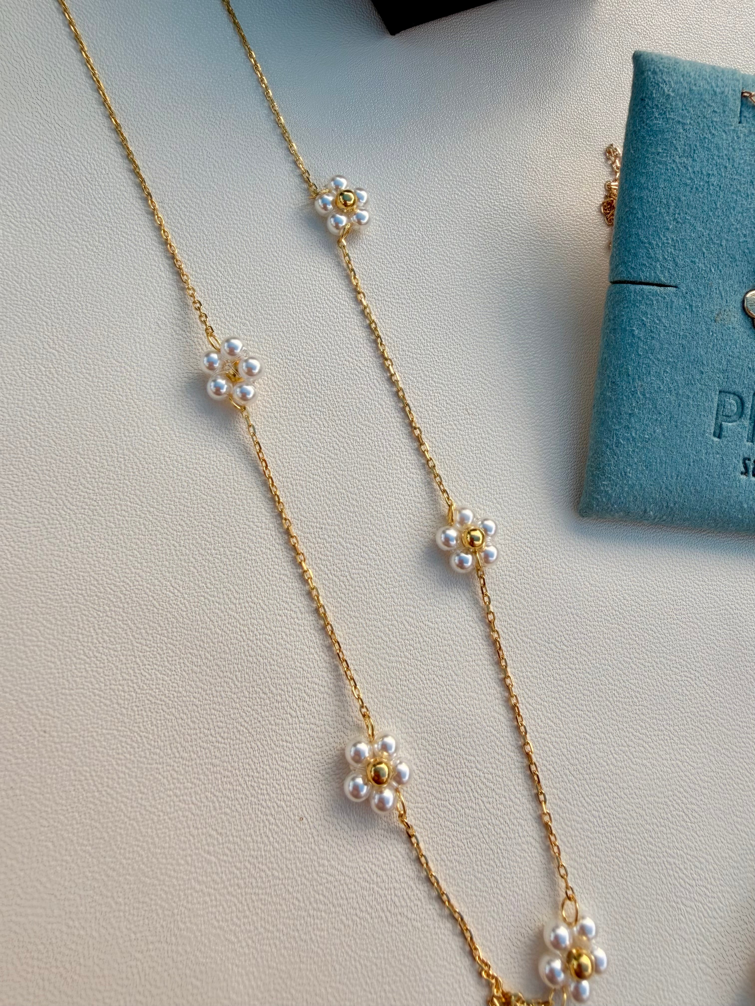 Elara necklace
