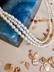 Luna Freshwater Pearl Necklace