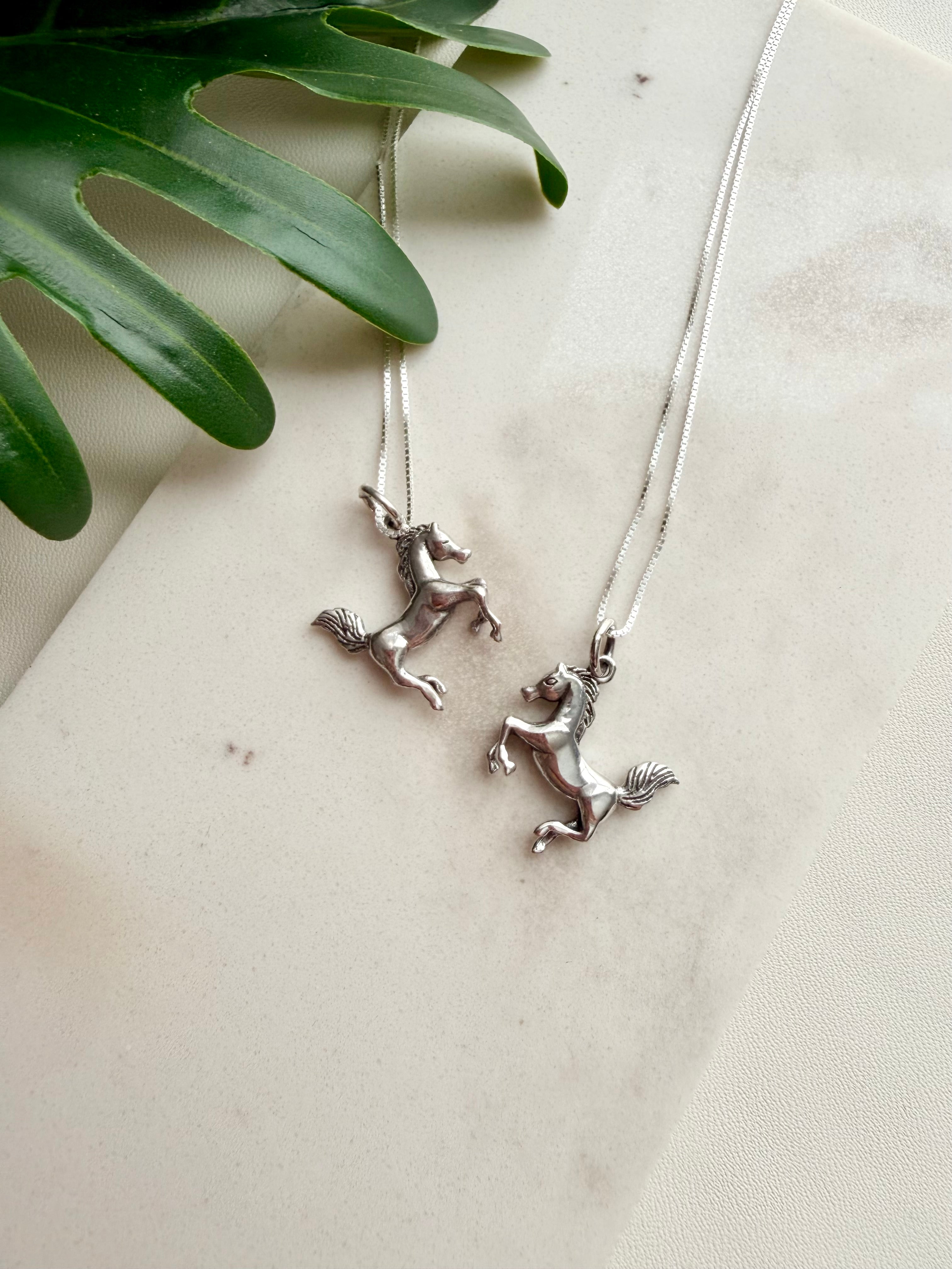 3D Horse necklace