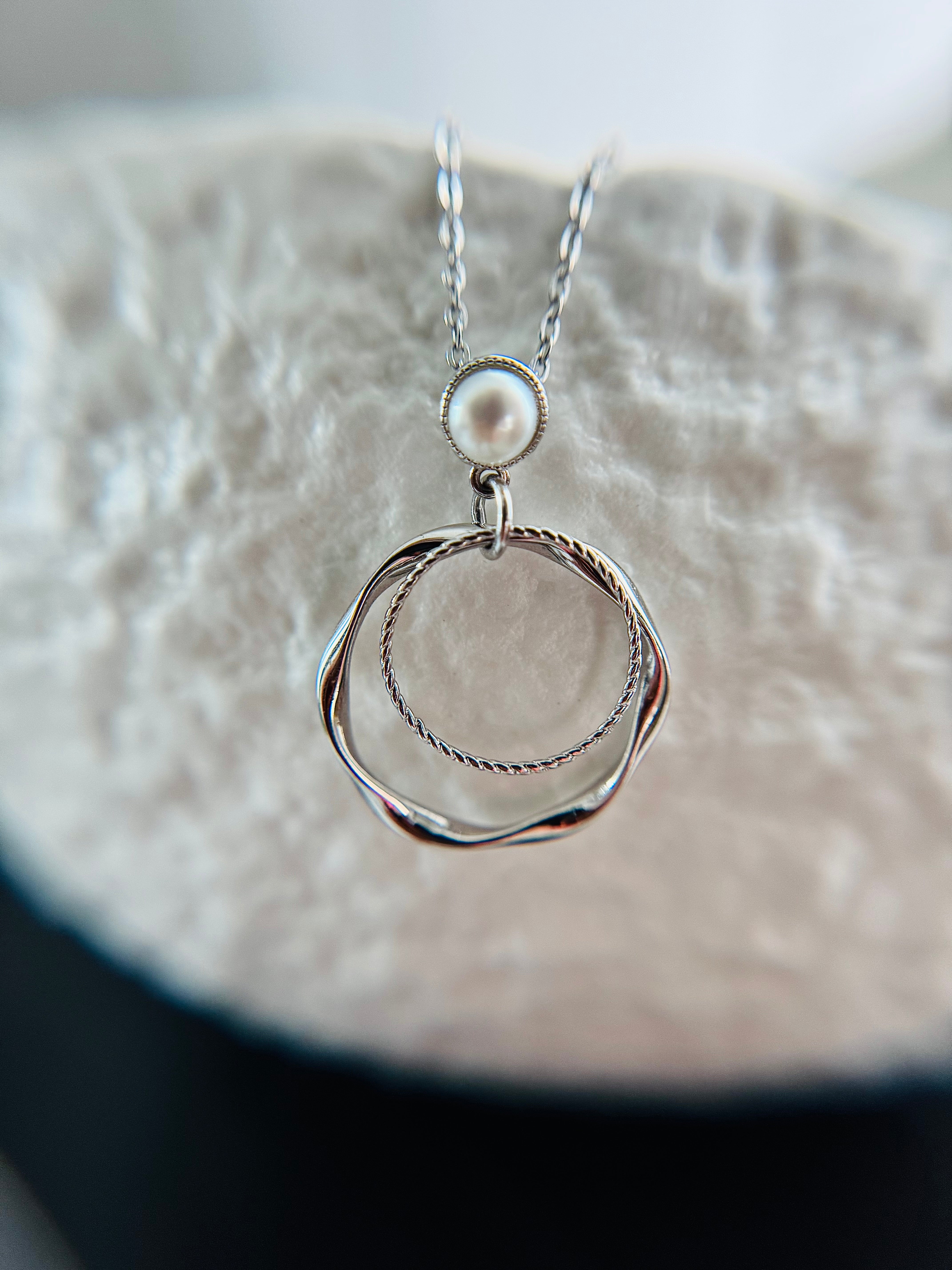 Ronda necklace