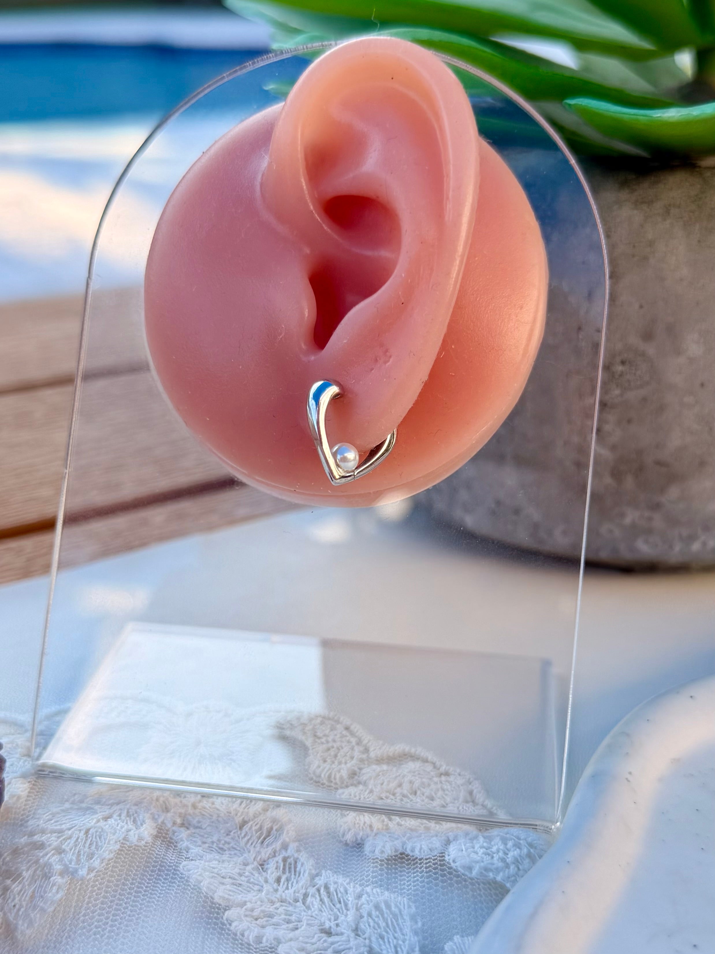 Ema hoops