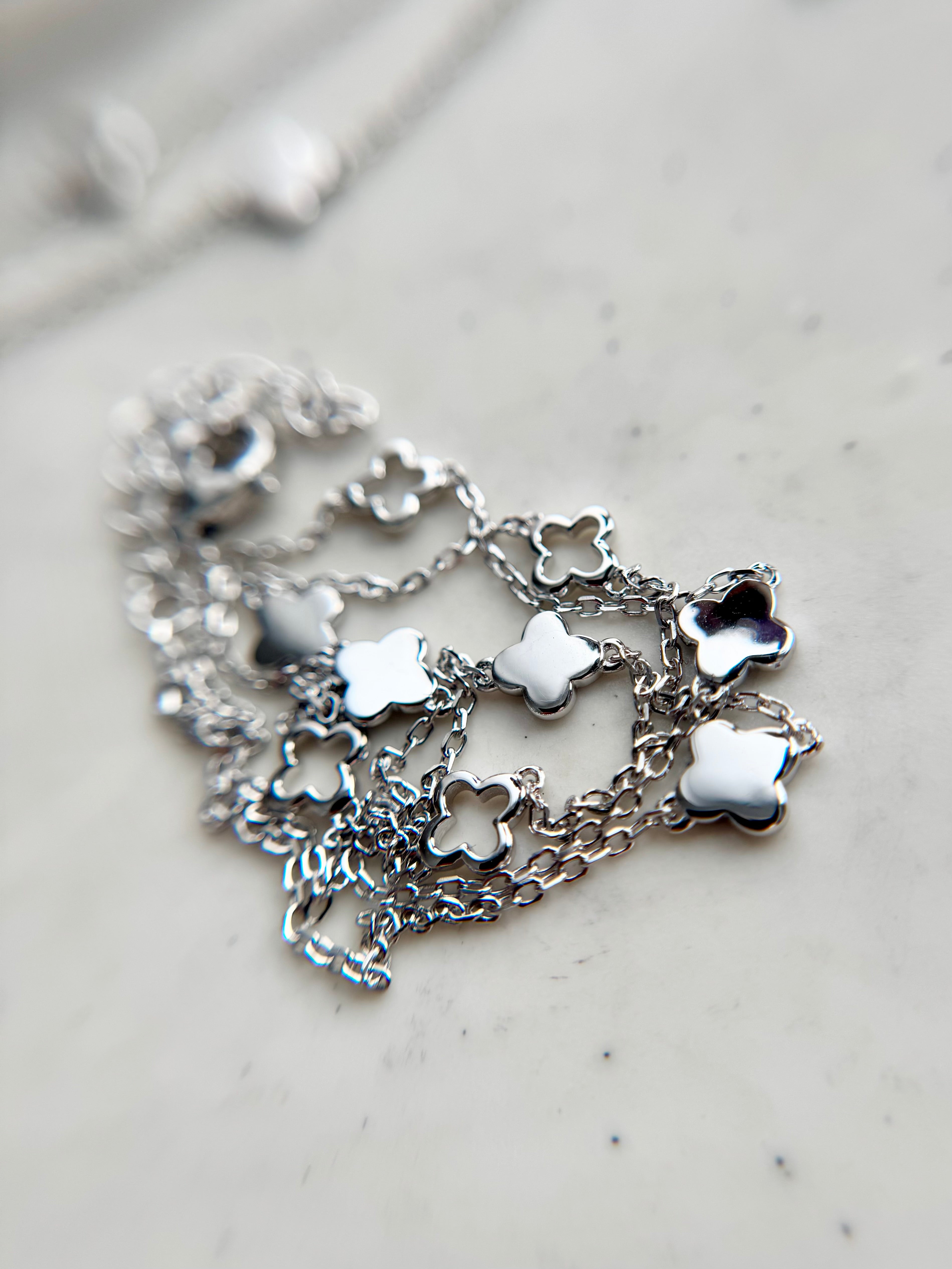 Talia necklace