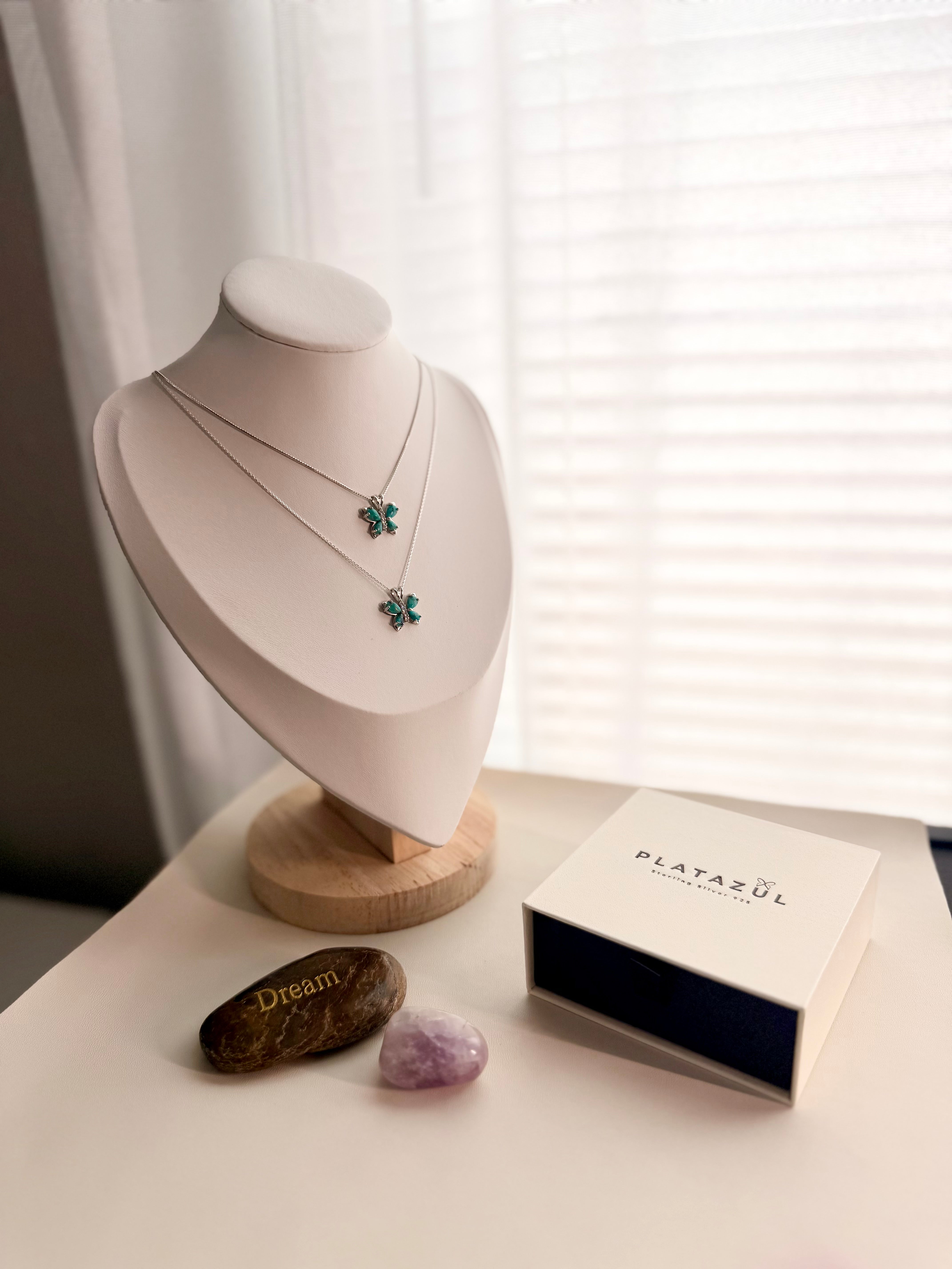 Mariposa necklace