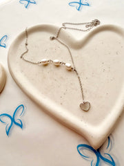 Amora necklace