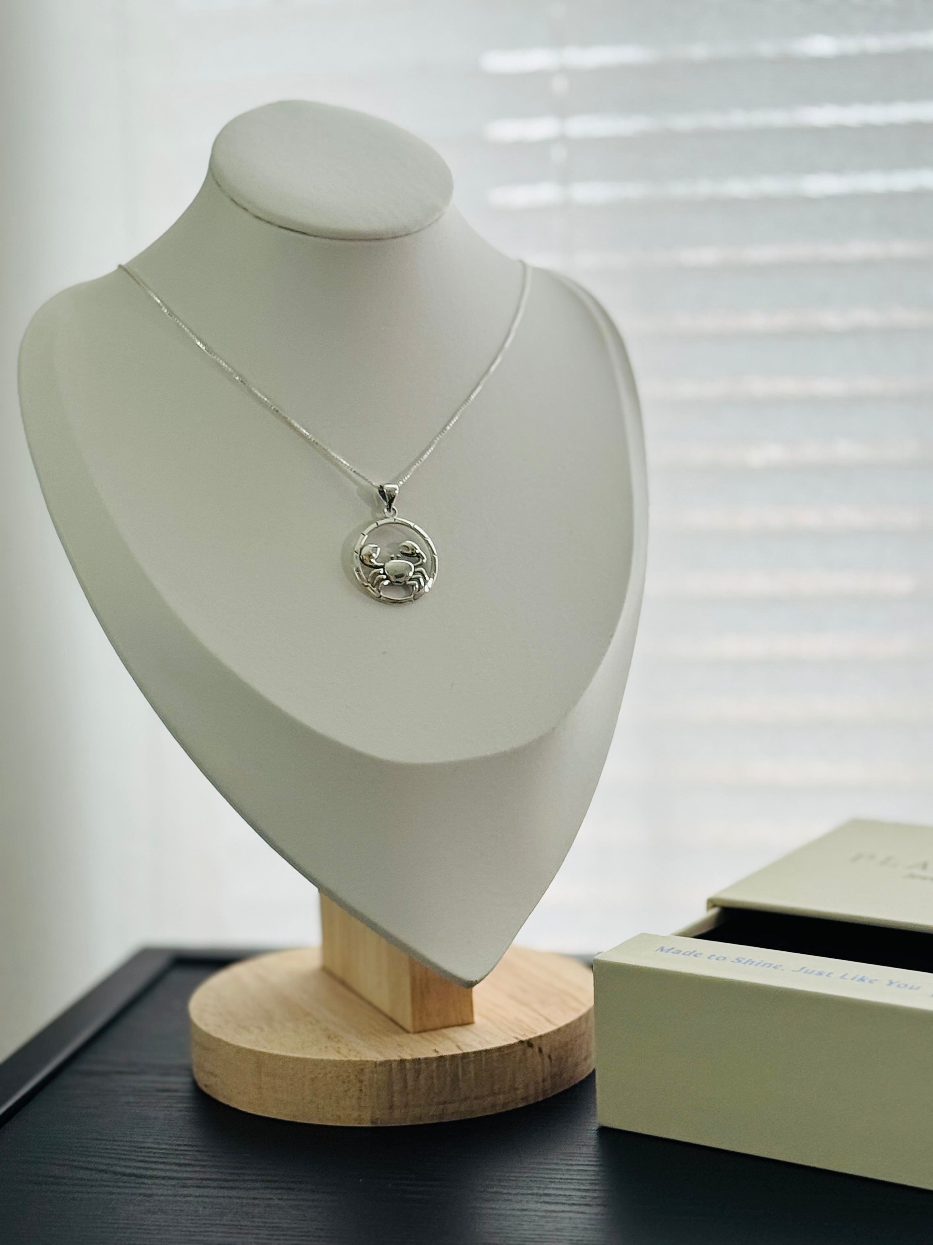 Delmar necklace