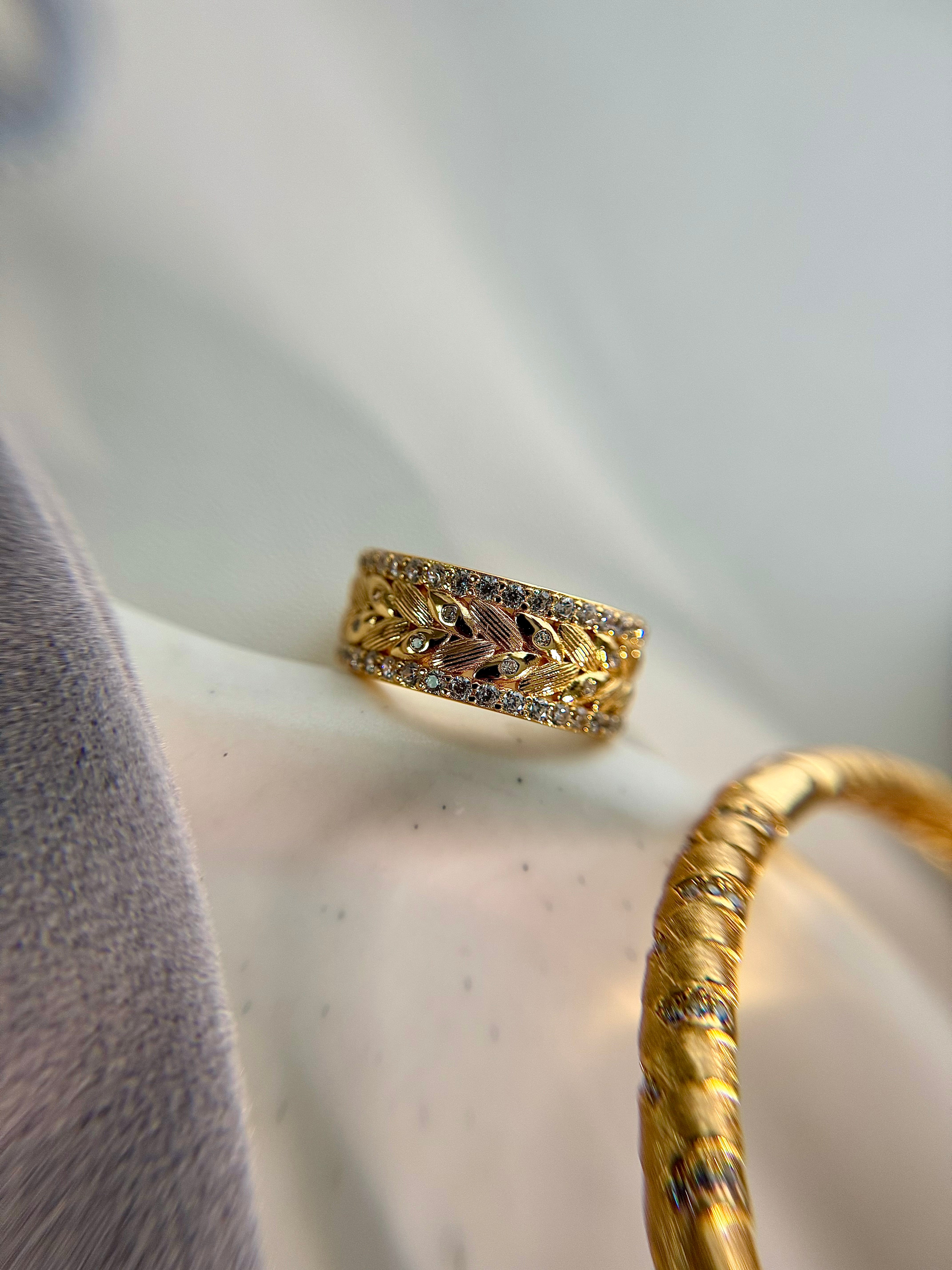 Oriana ring