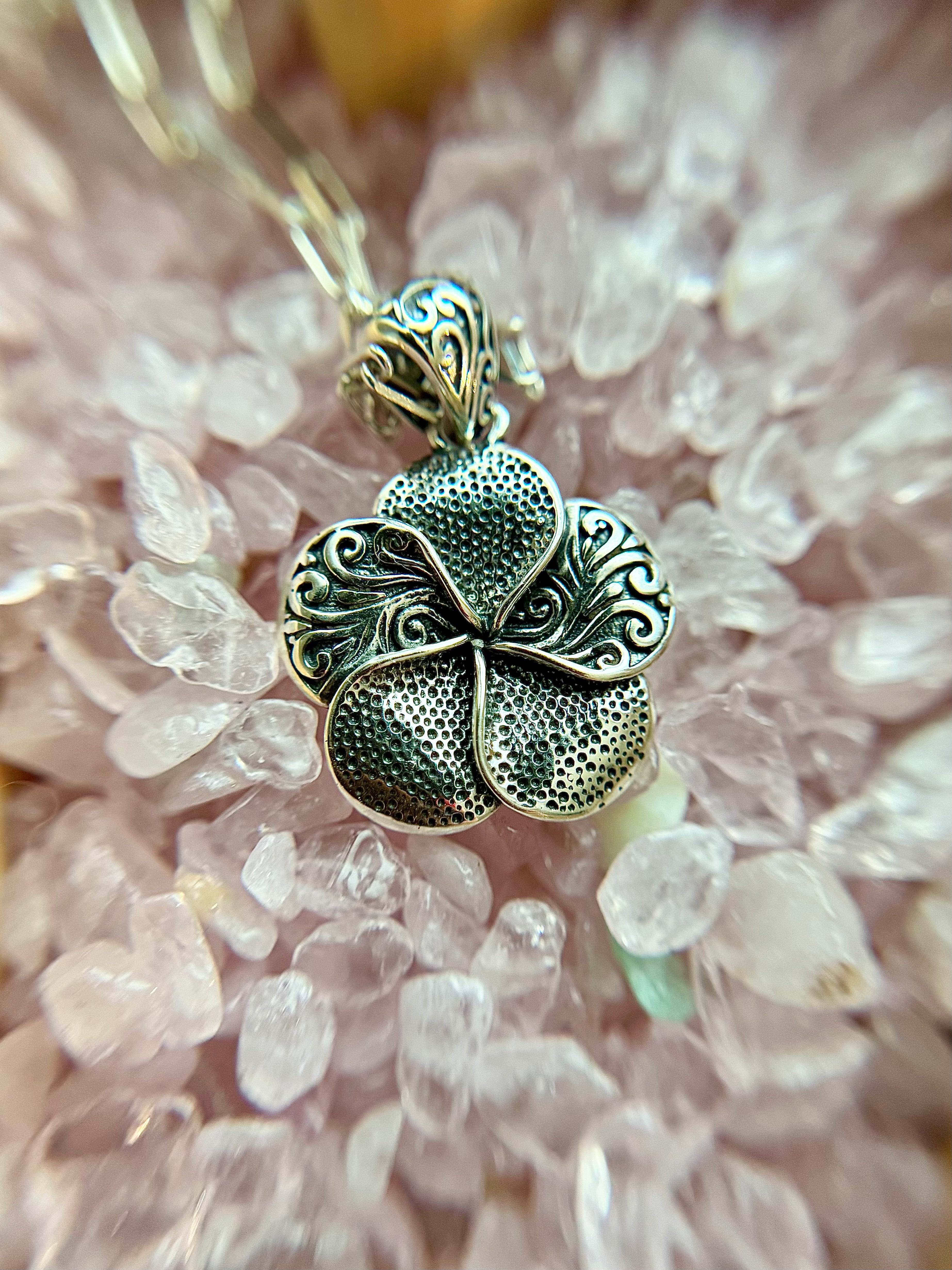 Florina necklace