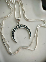 Ella necklace