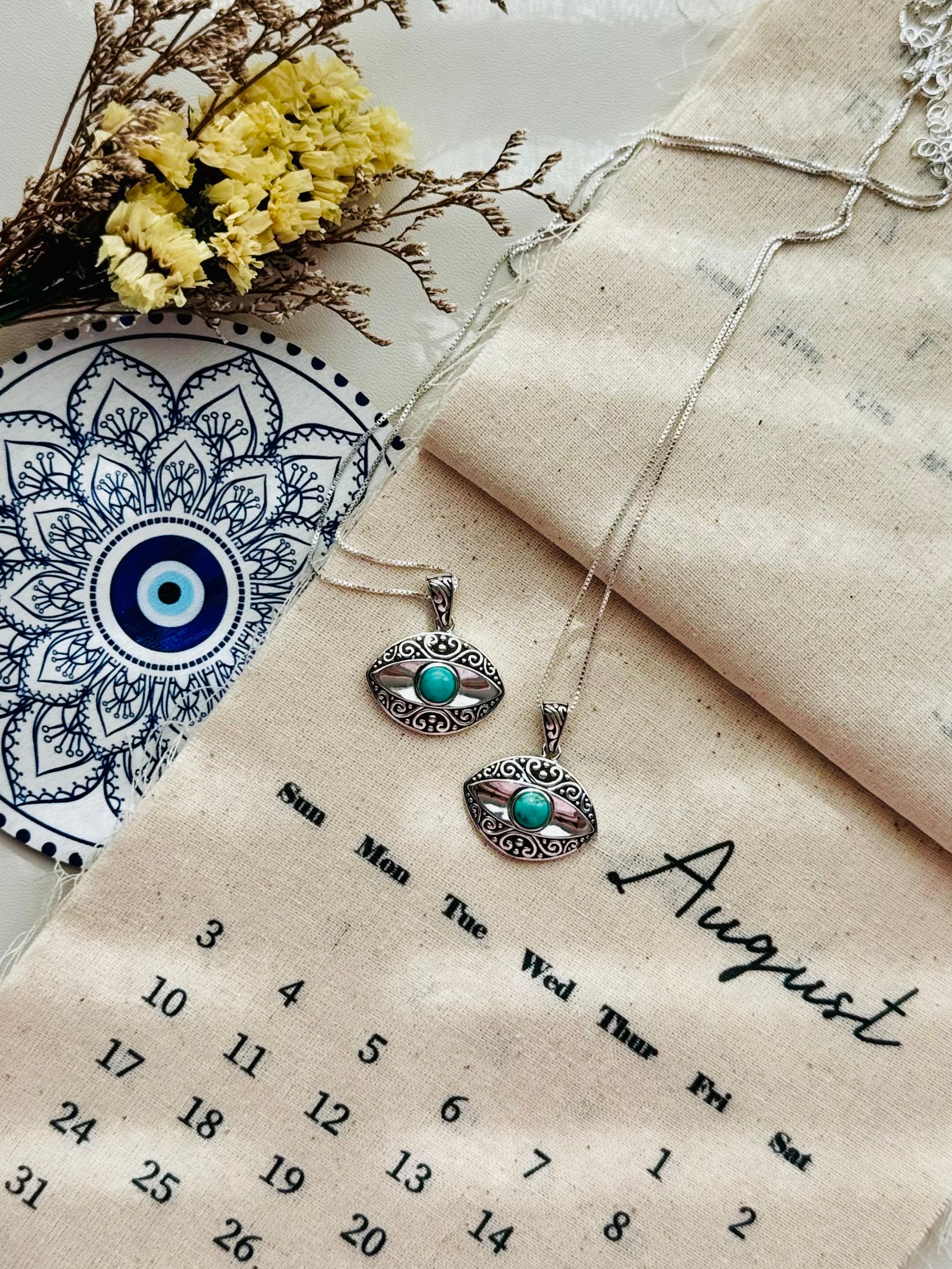 Dara necklace