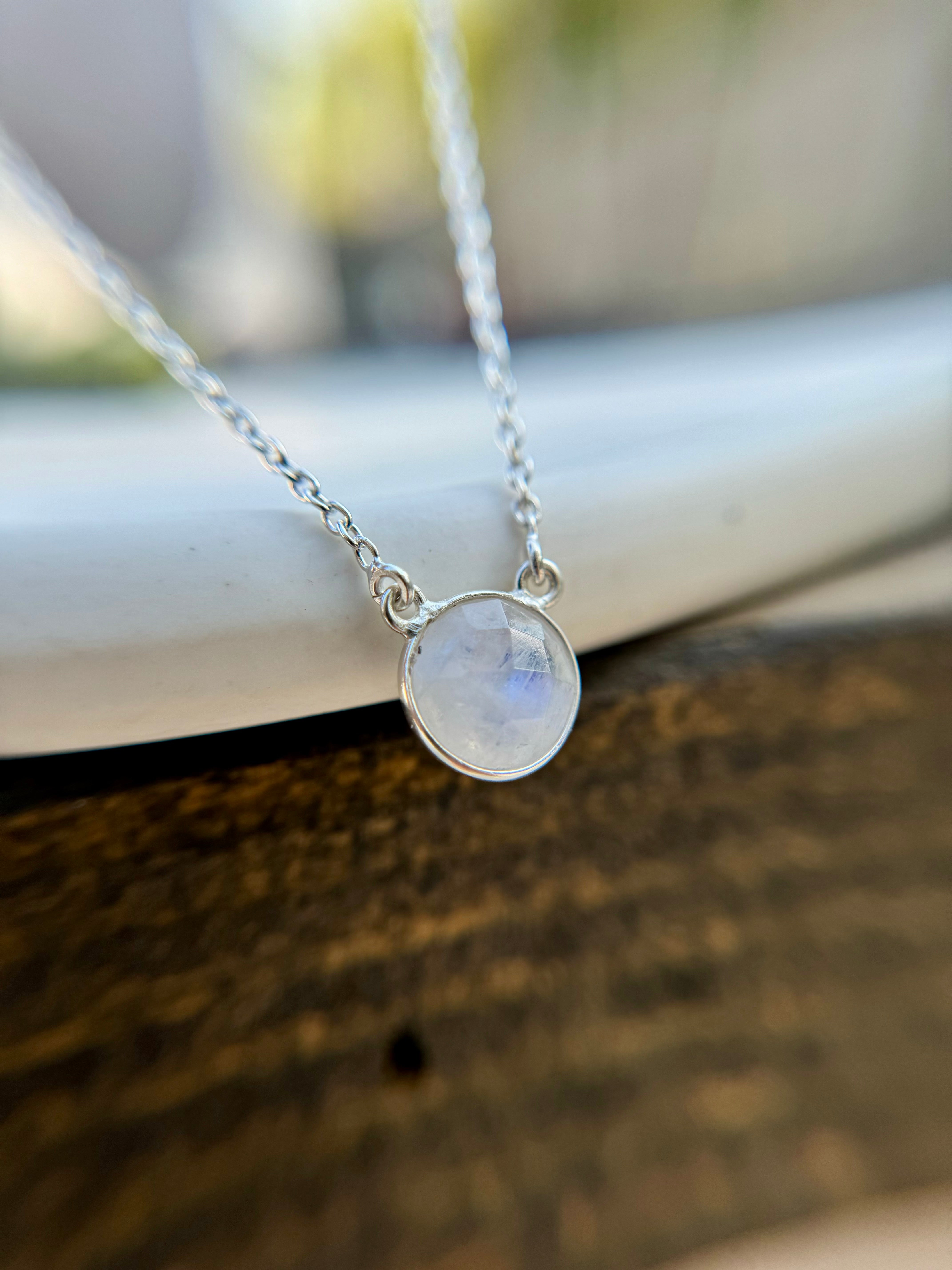 Healing Stone Necklace | Brisa Necklace | Platazul