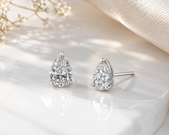Mariela studs