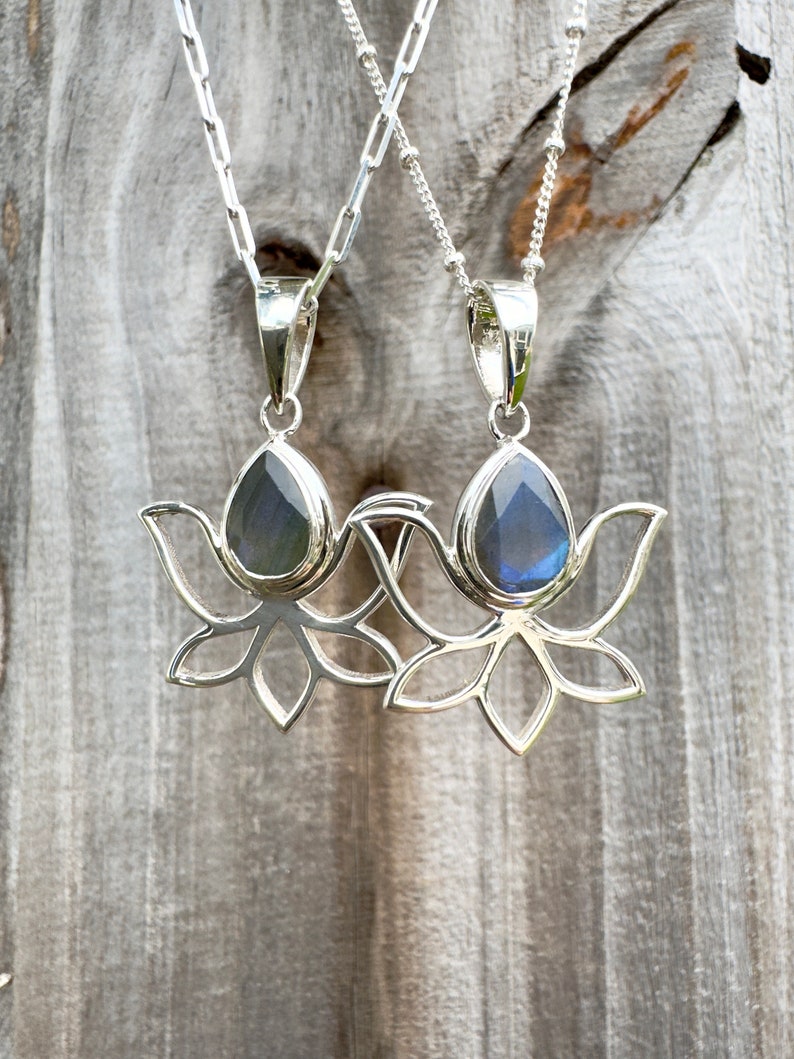 Lotus Flower Necklace | Aylin Necklace | Platazul