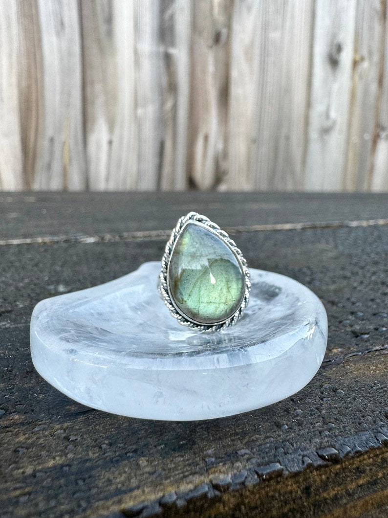 Women's Cabochon Ring | Cary Ring | Platazul