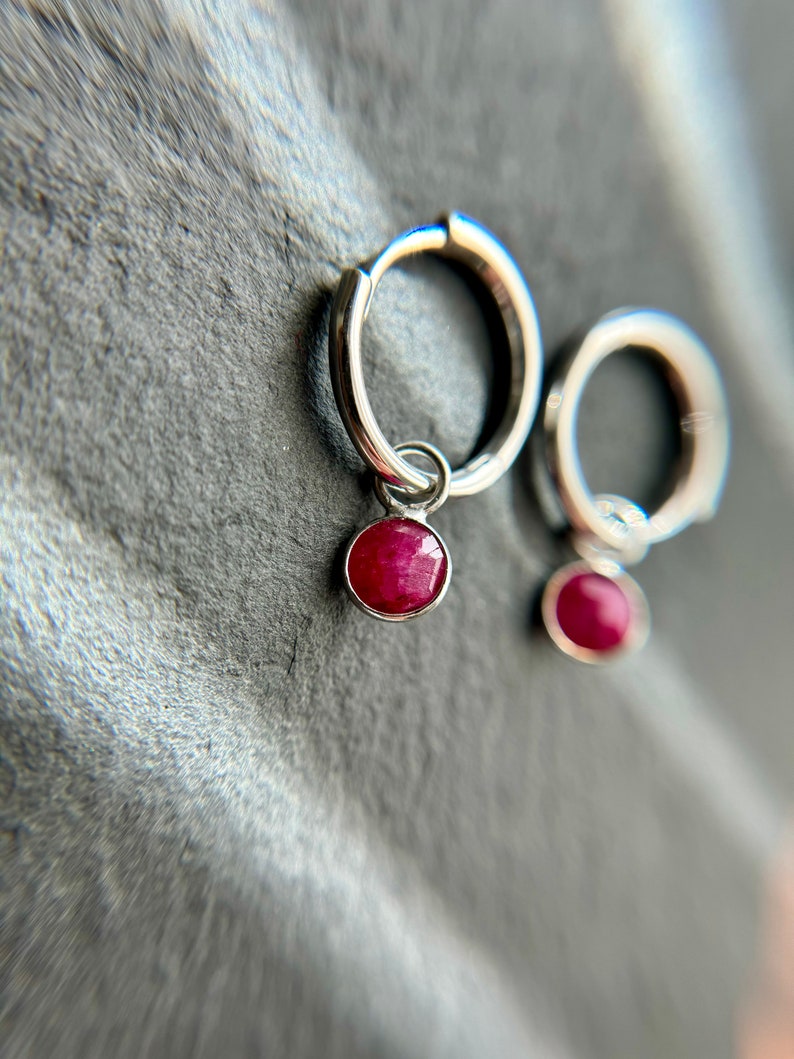 Hoop Earring With Dangle | Zoe Hoops | Platazul